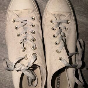 Converse Women's grey canvas Sneakers